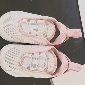 Toddler Girls Nike shoes